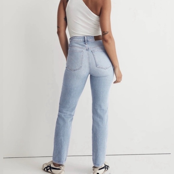 Madewell | The Curvy Perfect Vintage Jean - Picture 3 of 15